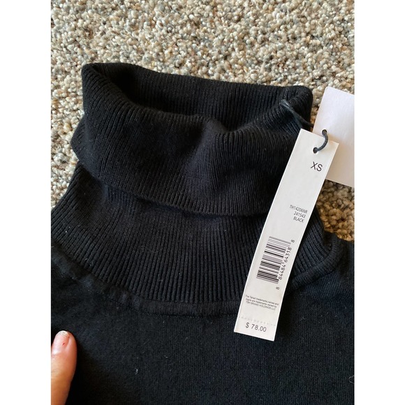 Tahari Long Sleeve Turtleneck - XS - Picture 2 of 3